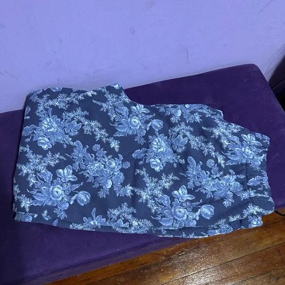 CLOSET CLOSING LoveShackFancy x GAP Floral Blue Joggers - Picture 1 of 6